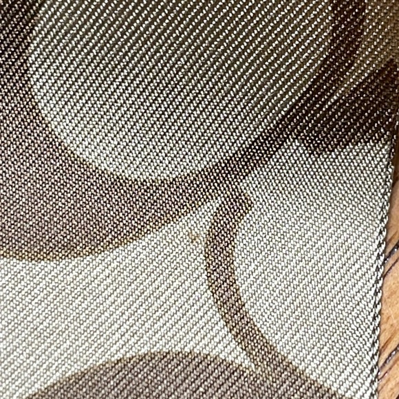 COACH SIGNATURE SILK SCARF - Picture 7 of 7